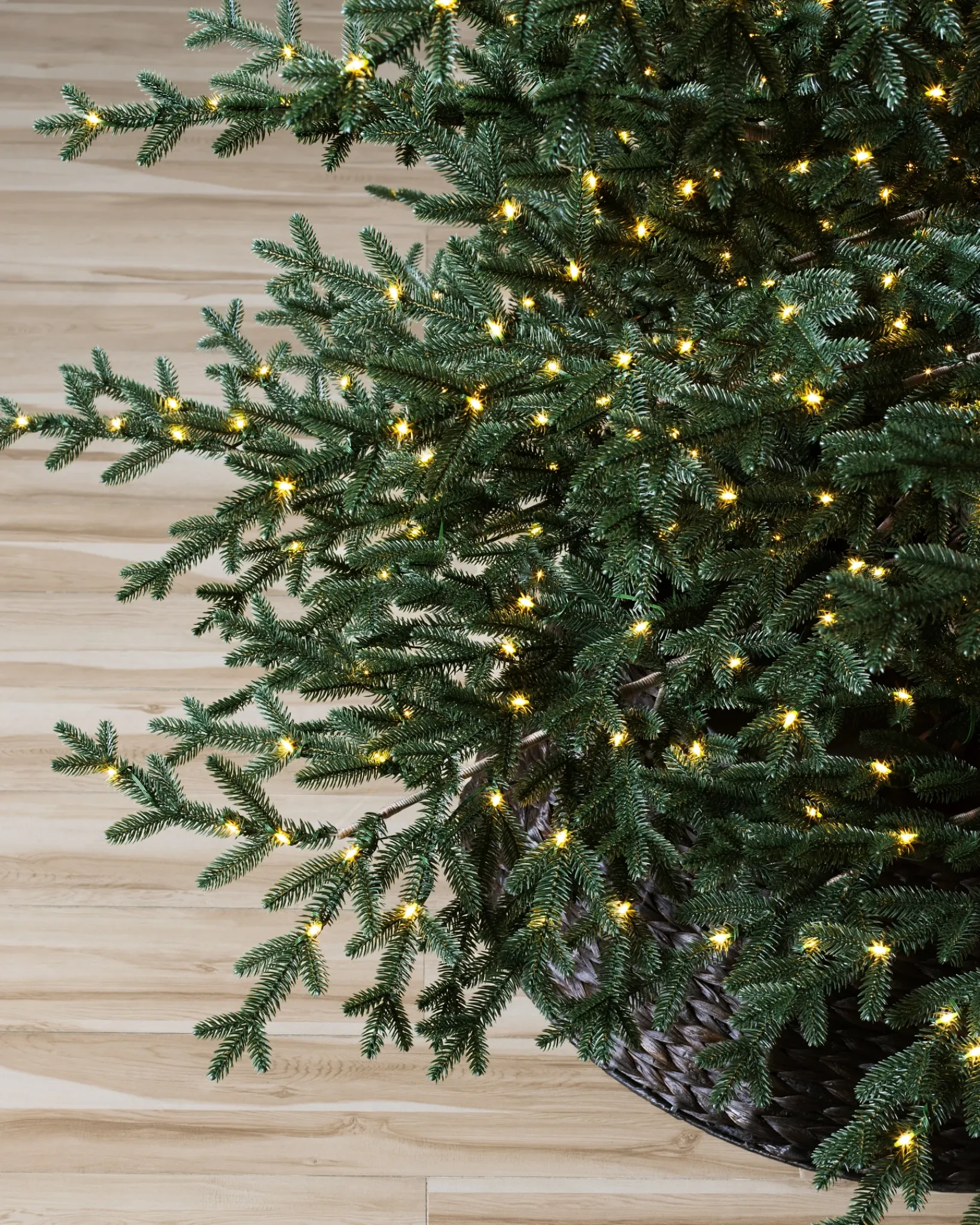 Discount Aspen Silver Fir® ReNEW™ 7 - 7.5 Feet|Pre-Lit