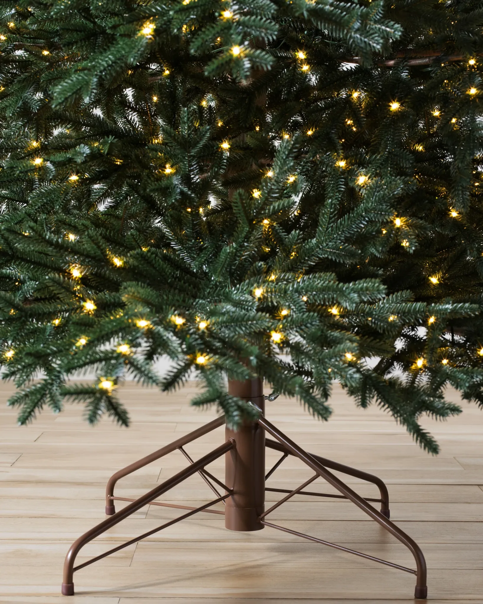 Discount Aspen Silver Fir® ReNEW™ 7 - 7.5 Feet|Pre-Lit