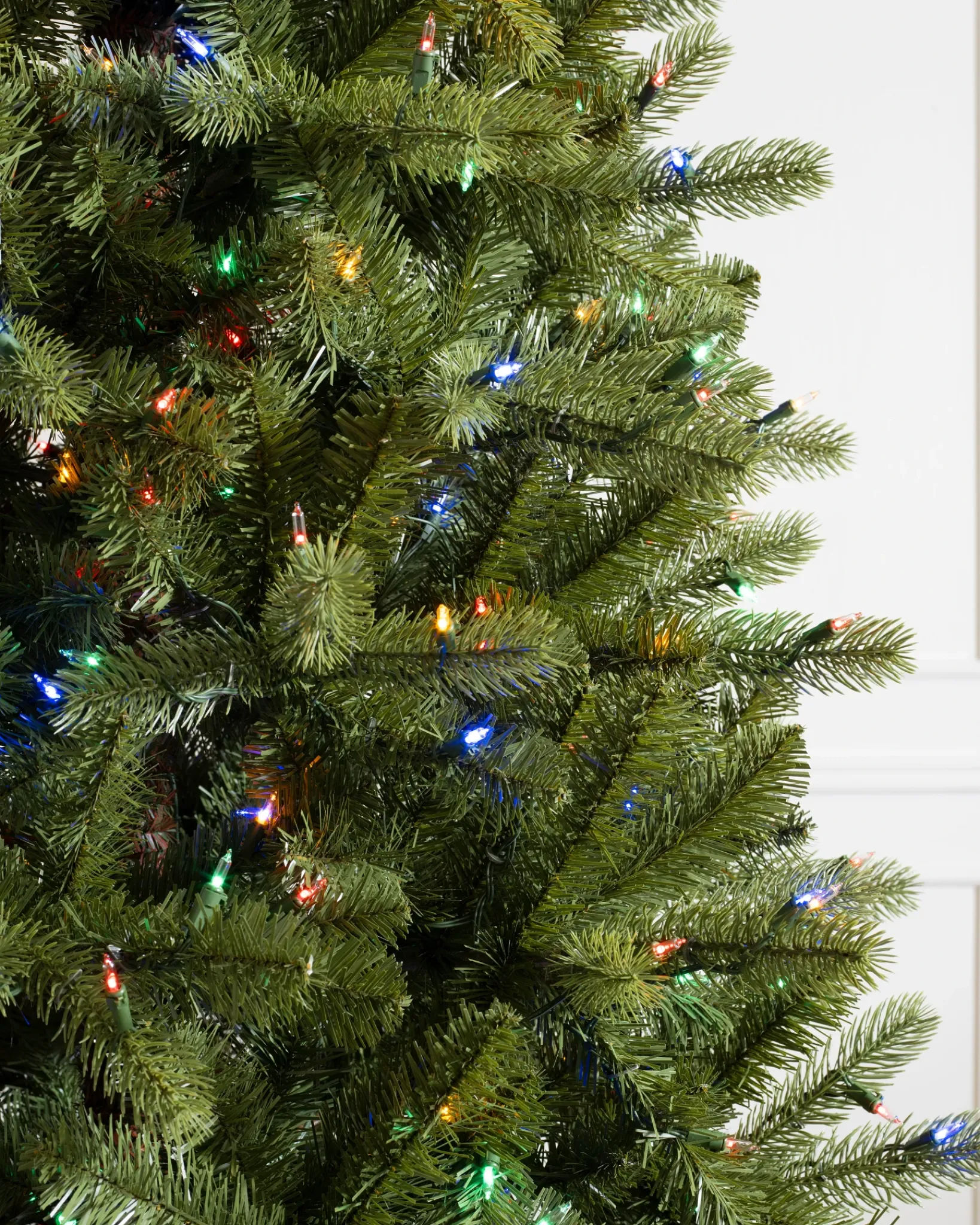 Clearance Bellevue Spruce Trees 7 - 7.5 Feet|Unlit