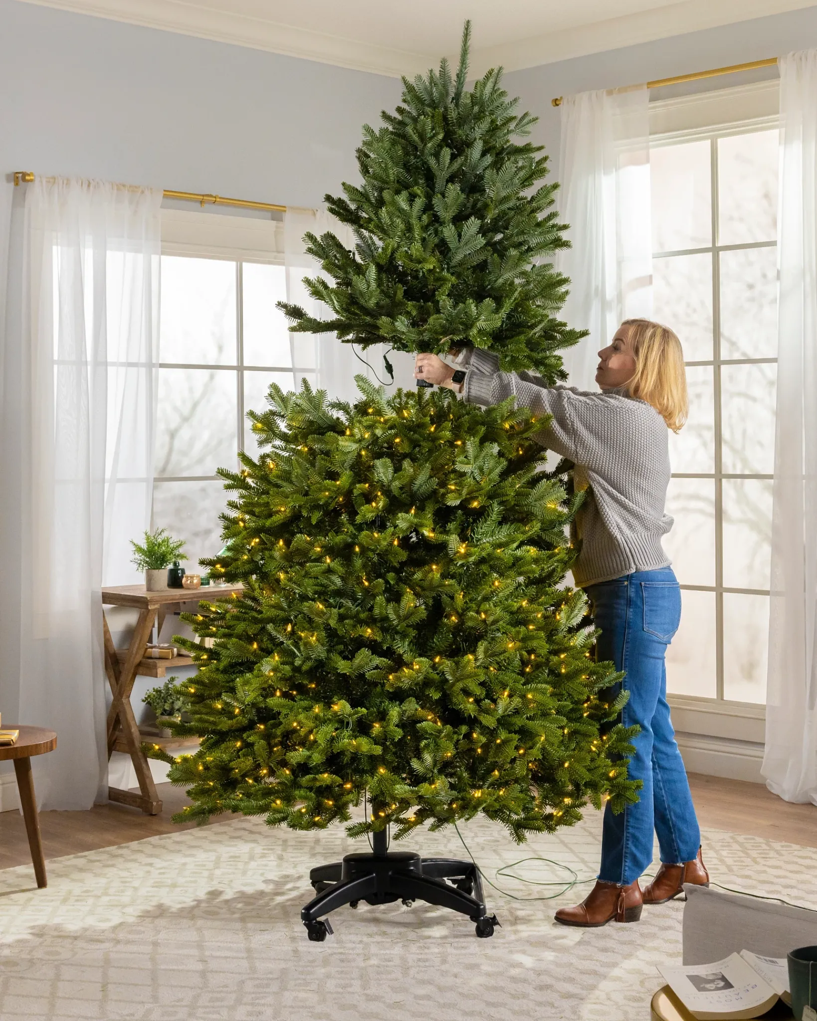 California Baby Redwood Trees 7 - 7.5 Feet|Pre-Lit