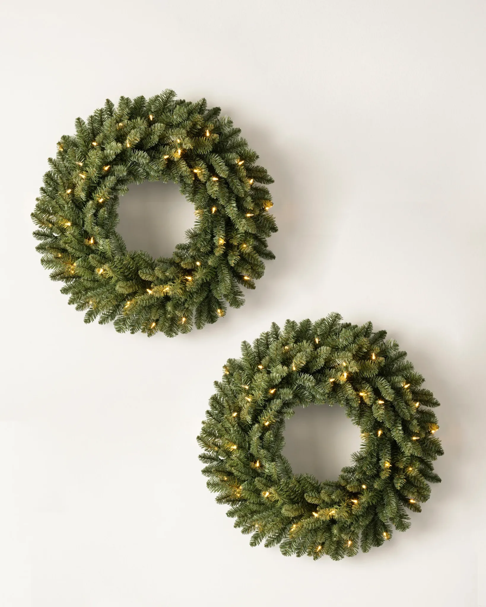 Hot Classic Blue Spruce® Foliage 30 - 42 Inch|Pre-Lit