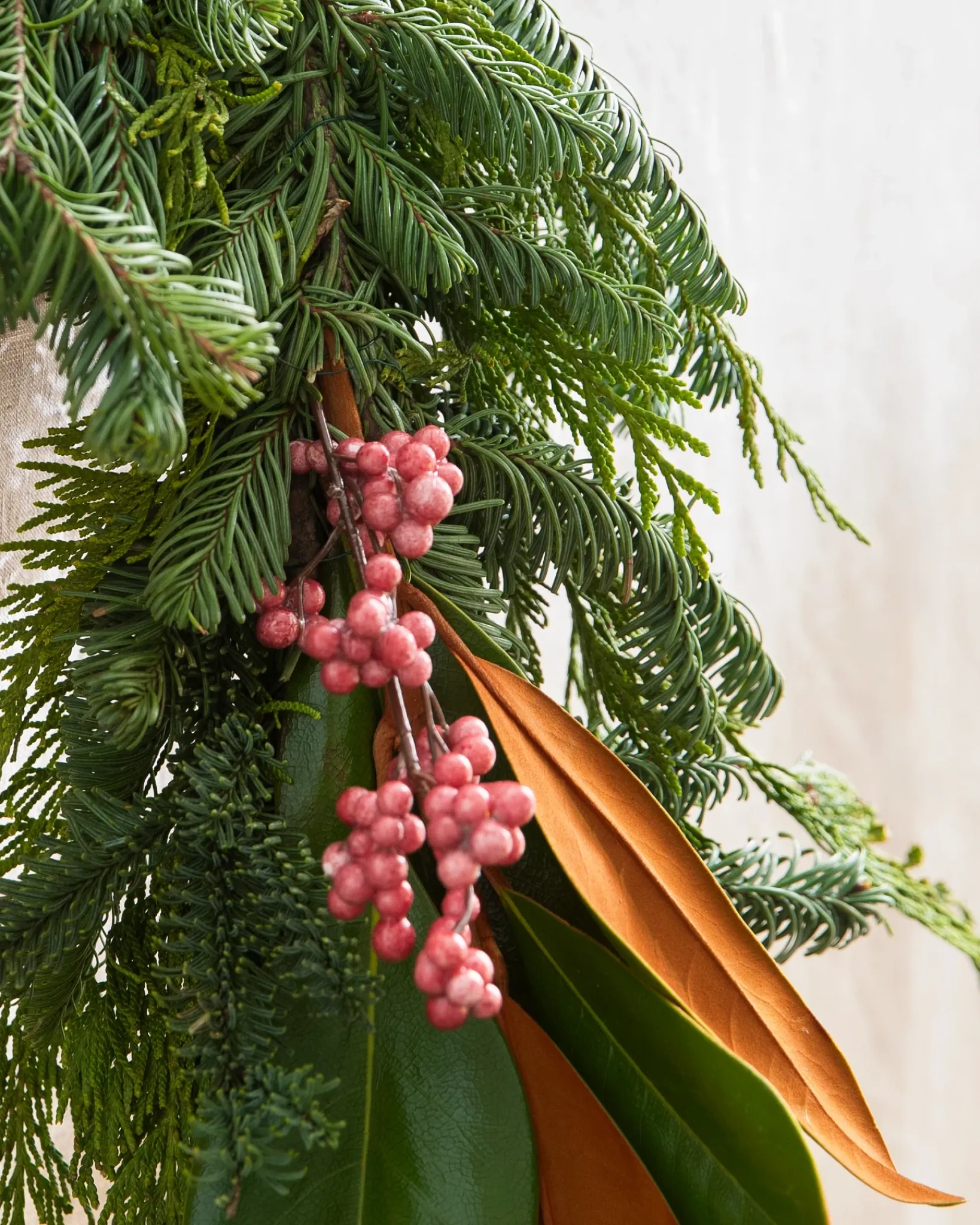 Outlet Fresh Cedar Pepperberry Lane Foliage 18 - 24 Inch