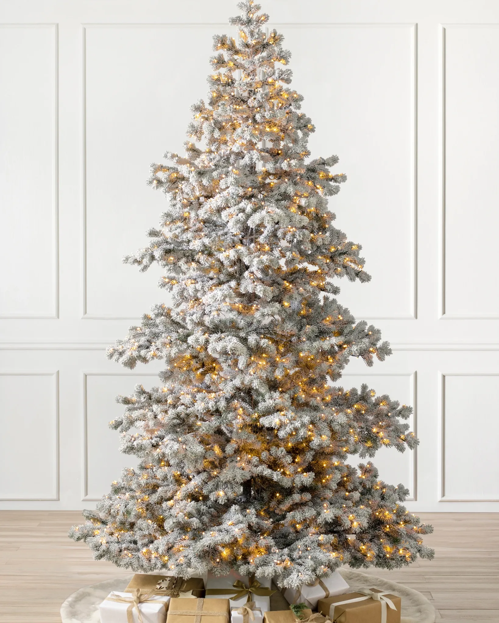 Sale Frosted Yukon Spruce Trees 7 - 7.5 Feet|Pre-Lit