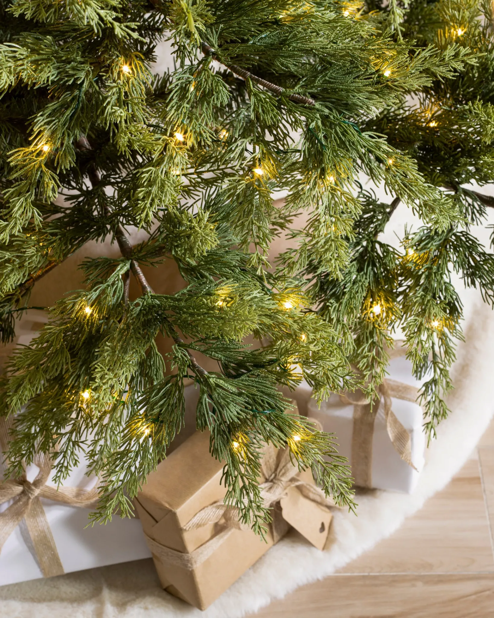 Grand Canyon Cedar® Trees 7 - 7.5 Feet|Pre-Lit