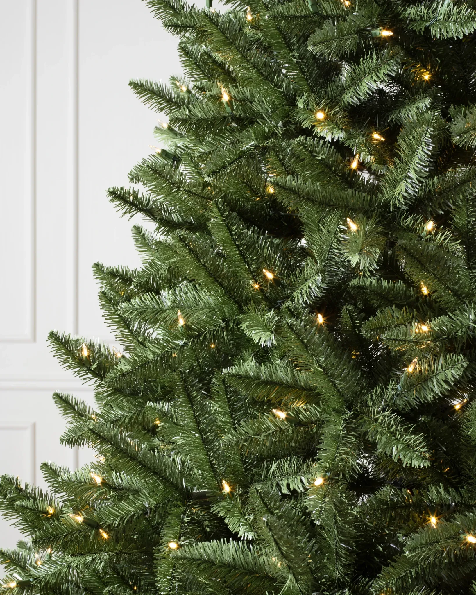 New Idaho Fir 7 - 7.5 Feet|Pre-Lit