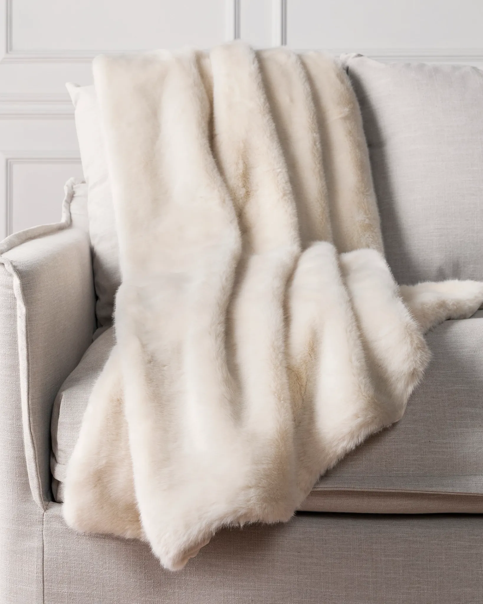 Clearance Lodge Faux Fur Throws Pillows & Throws|Gifts For Christmas