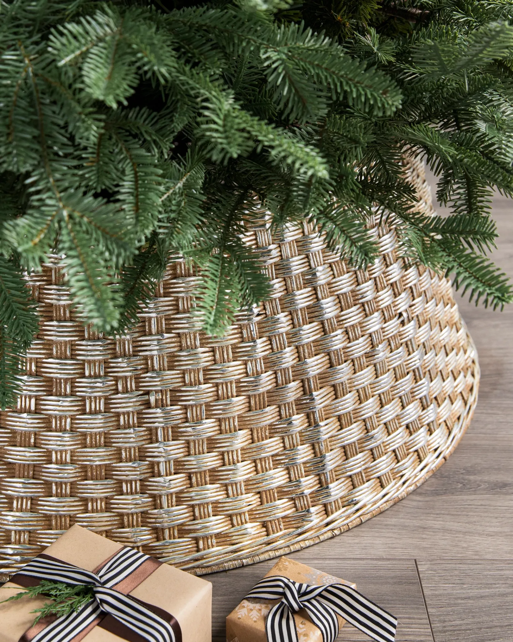 Metallic Basketweave Christmas Tree Collars Skirts & Collars