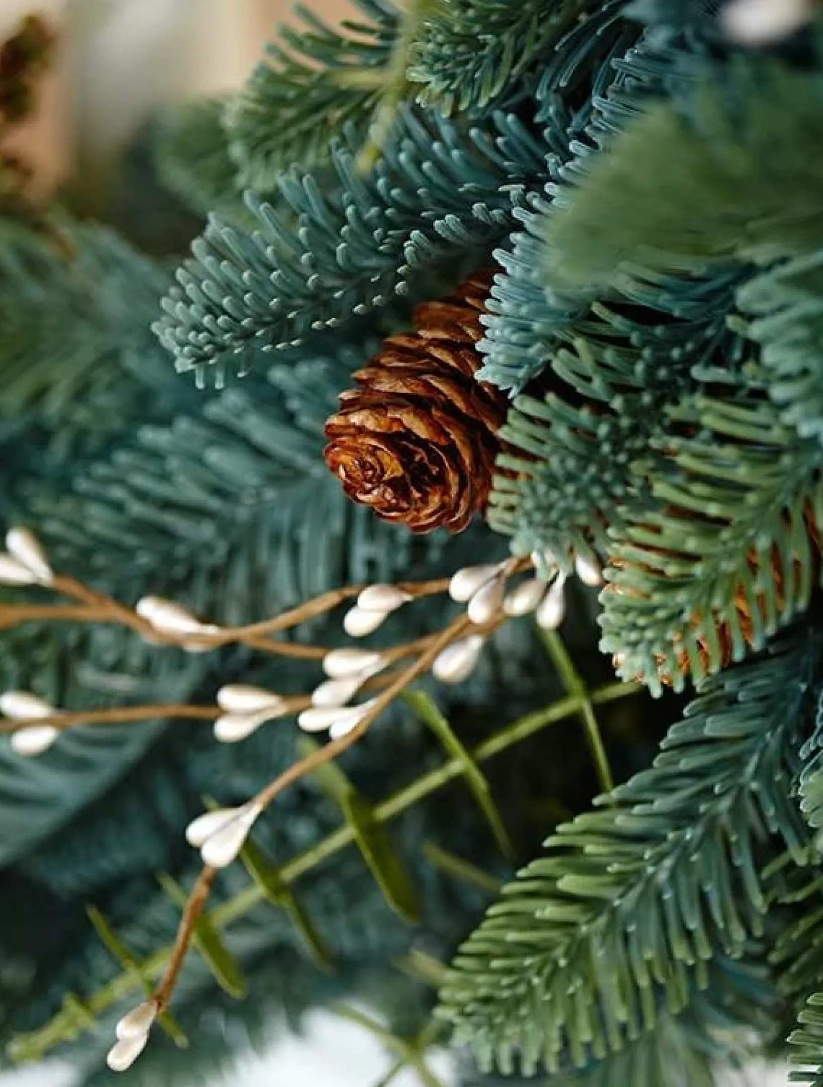 Discount Mountain Meadow Foliage 26 - 28 Inch|Pre-Lit