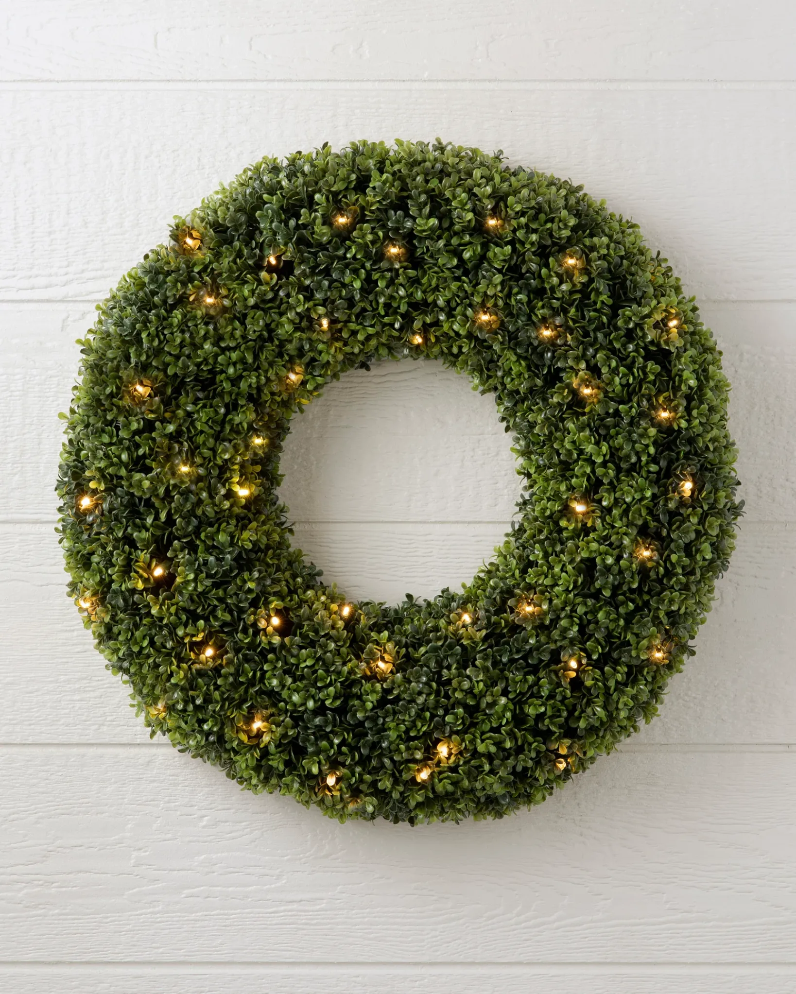 Hot Outdoor Boxwood Foliage 18 - 24 Inch|Outdoor Safe