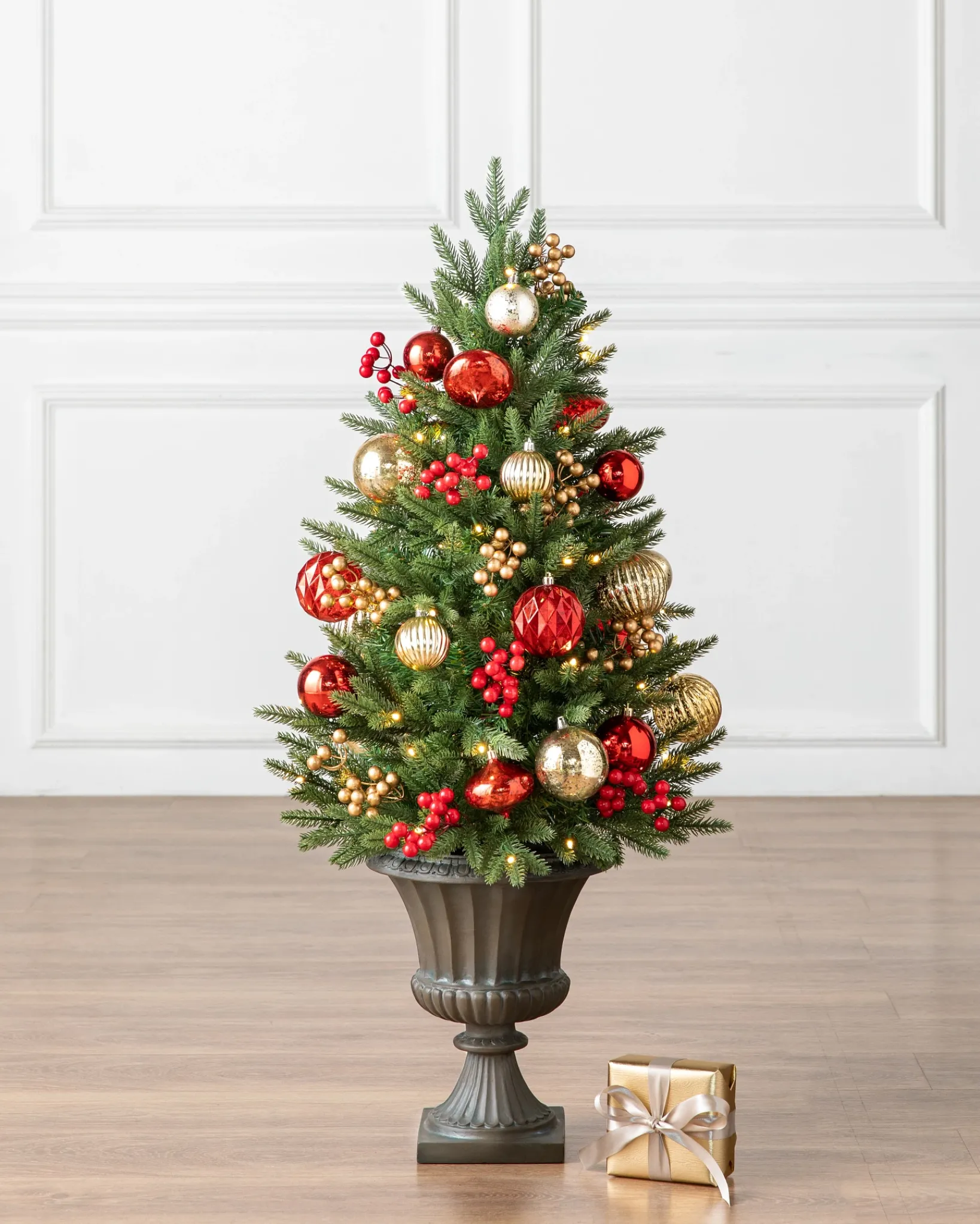 Outlet Outdoor Christmas Charm Foliage 26 - 28 Inch|Outdoor Safe