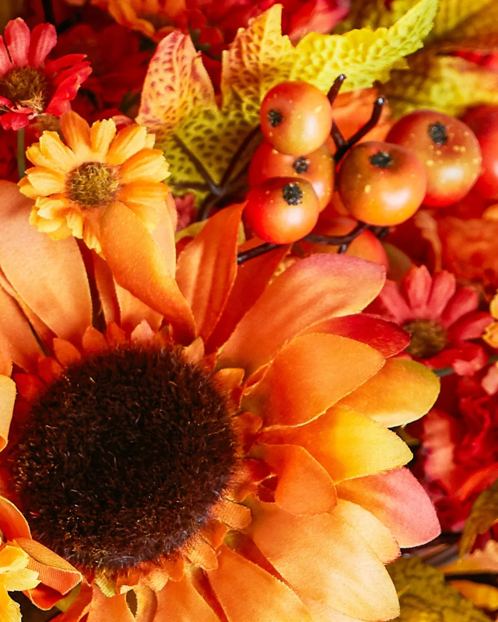 Clearance Outdoor Sunburst Mums Foliage Wreaths|Outdoor Safe