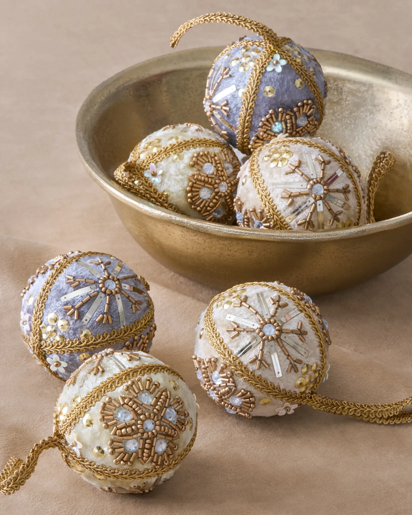 Hot Parisian Palace Christmas Ornament Collection Ornaments