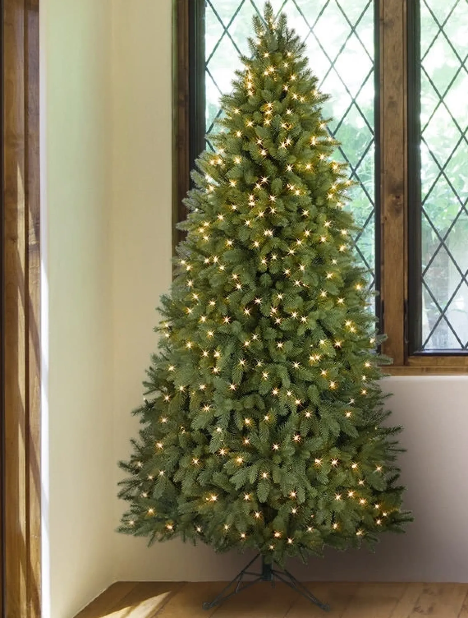 Best Park Avenue Corner Trees 7 - 7.5 Feet|Pre-Lit