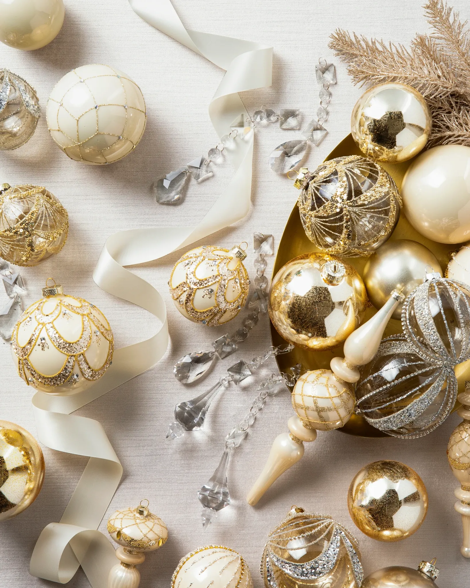 Hot Roaring Twenties Ornament Collection Ornaments