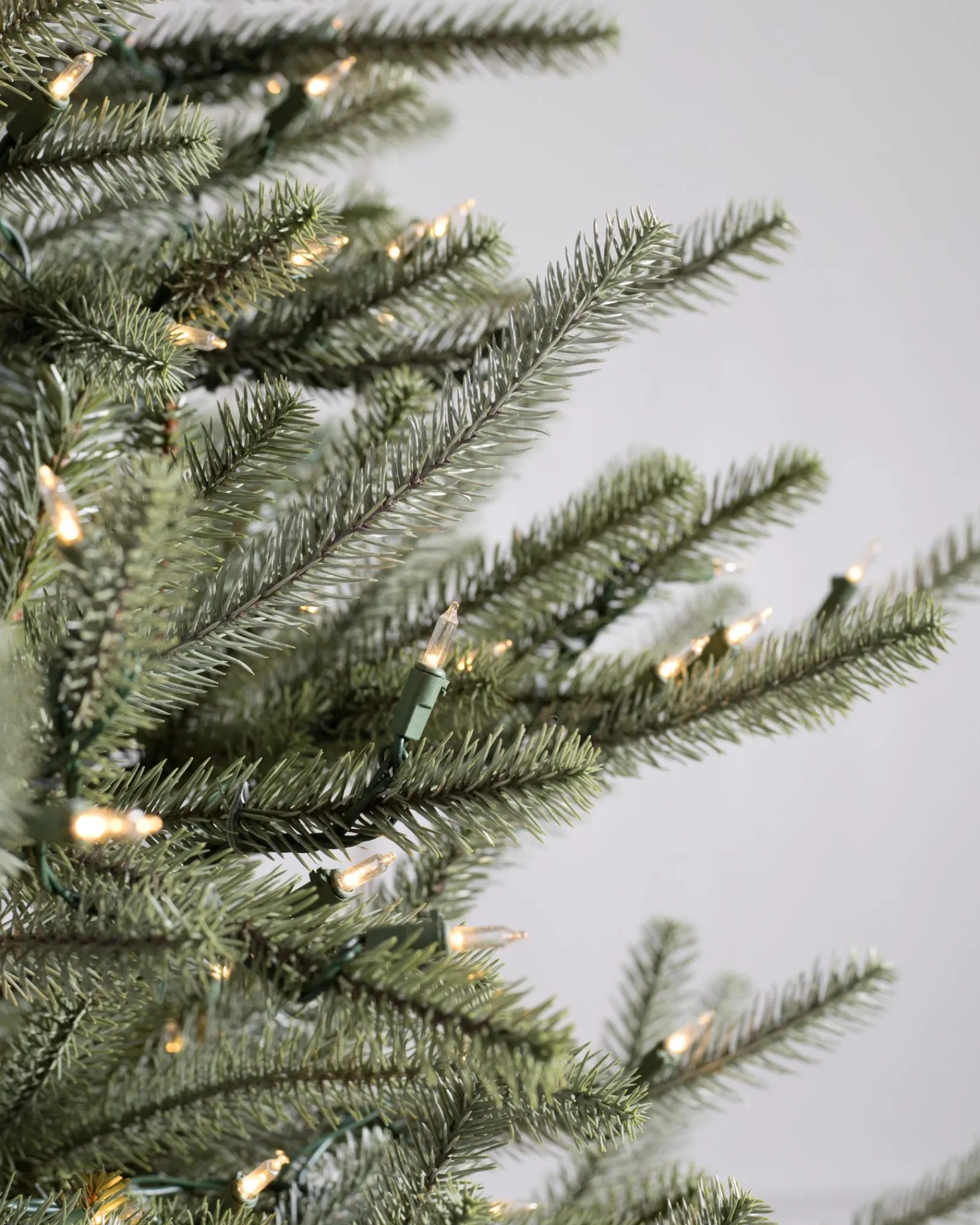 Hot Sanibel Spruce Trees 7 - 7.5 Feet|Pre-Lit