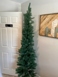 Hot Sonoma Slim® Trees 7 - 7.5 Feet|Pre-Lit