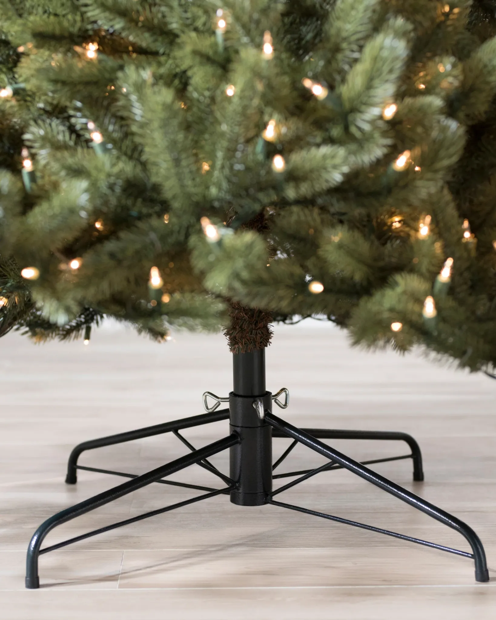 Best Vermont White Spruce® Trees 7 - 7.5 Feet|Pre-Lit