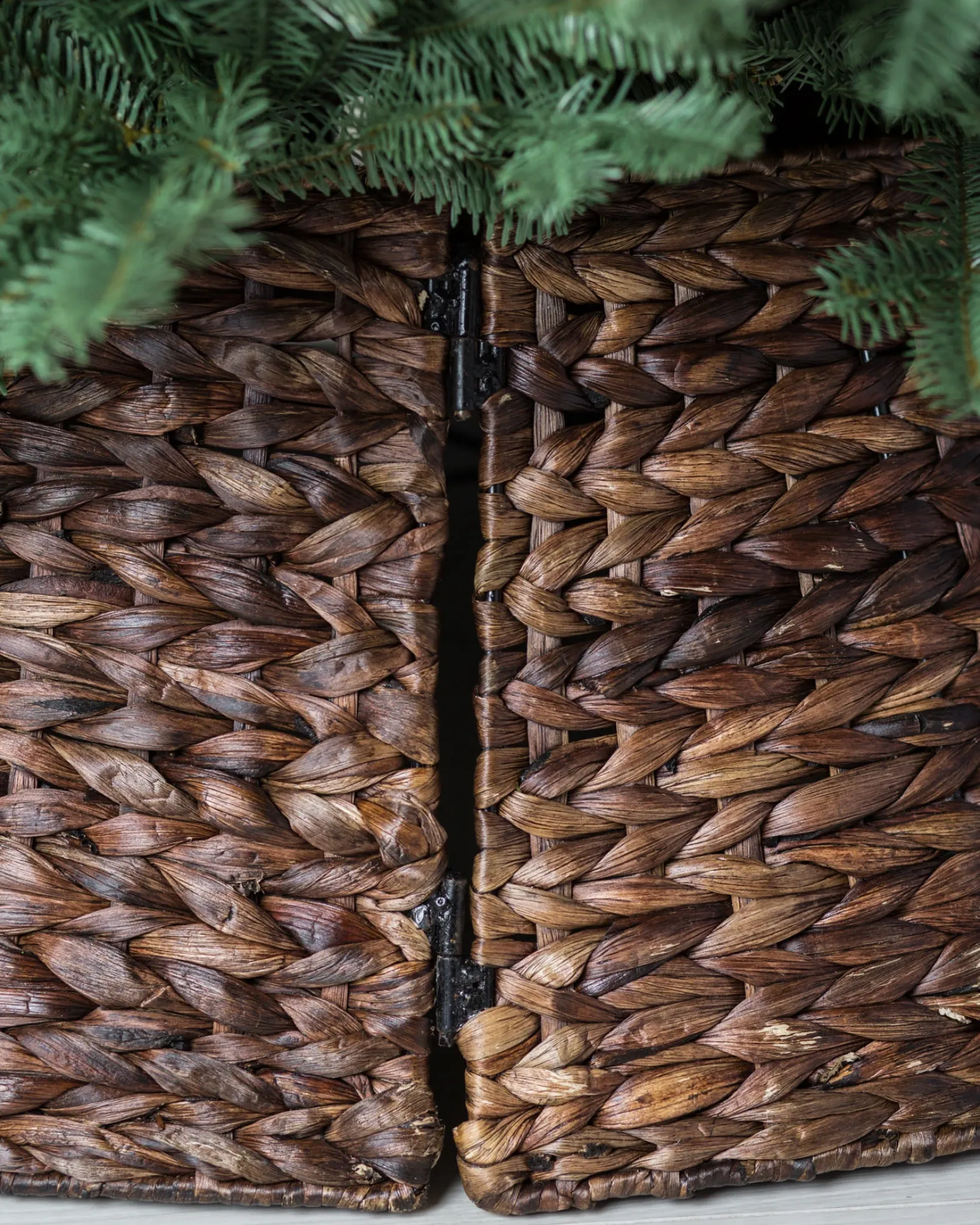 Sale Woven Christmas Tree Collars Skirts & Collars